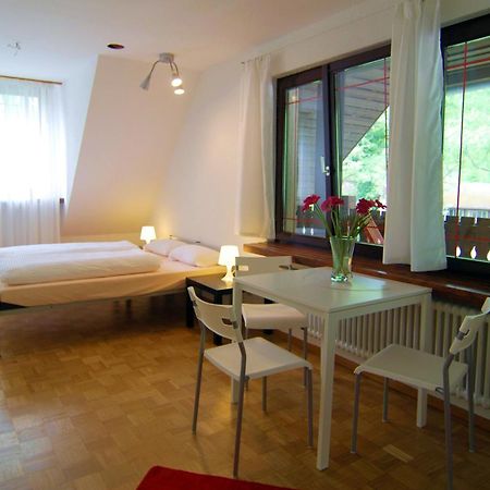 פרייבורג Hostel Waldblick מראה חיצוני תמונה